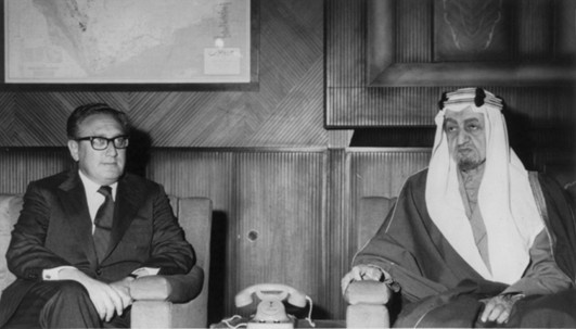 Image of Henry Kissinger and King Faisal of Saudi Arabia