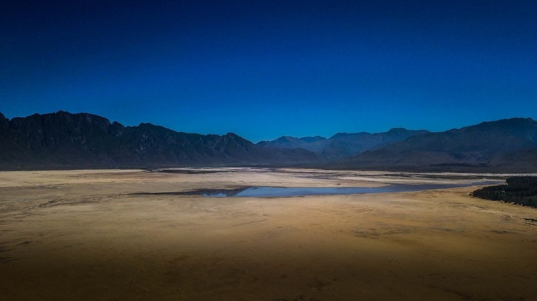 Image of the Theewaterskloof Dam in South Africa