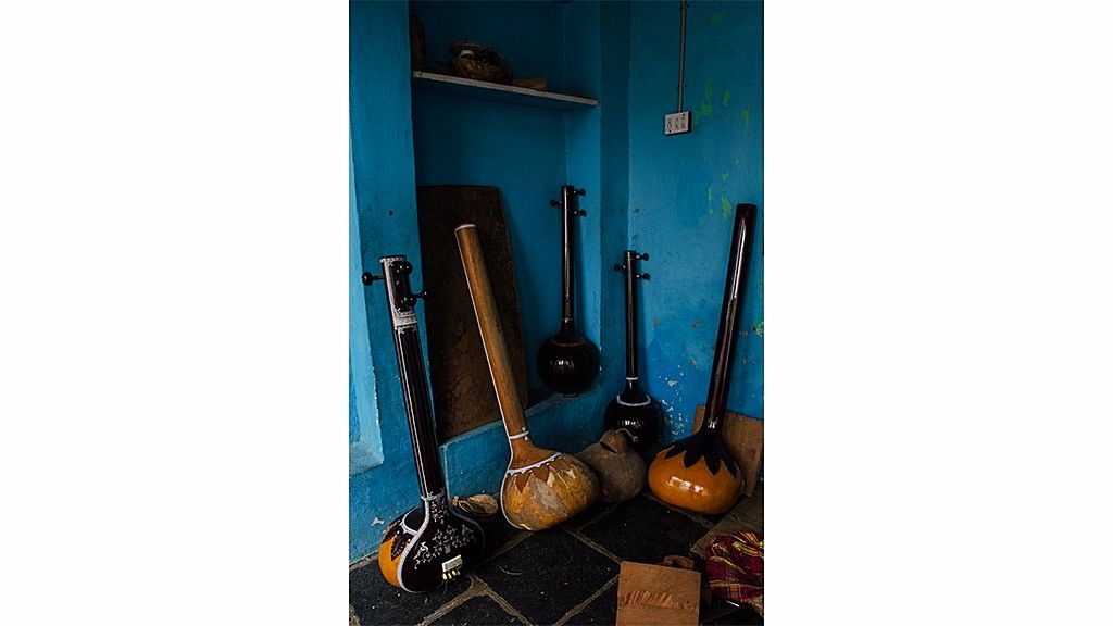 Moraj Instrument Miraj: From Swords to Strings