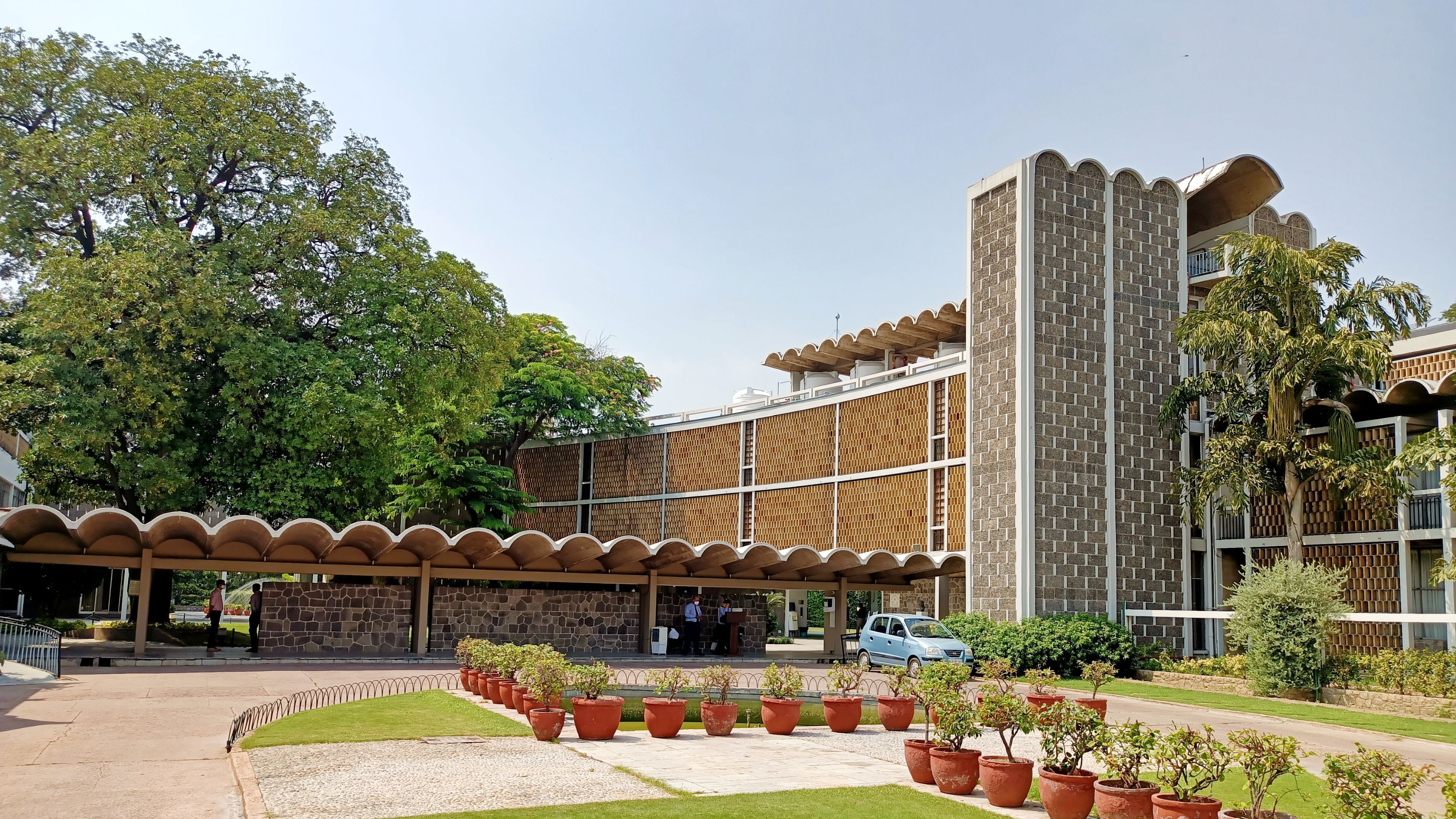 Lodhi Estate: Steinabad and the American Heart of Delhi