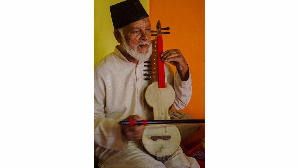 Moraj Instrument Miraj: From Swords to Strings