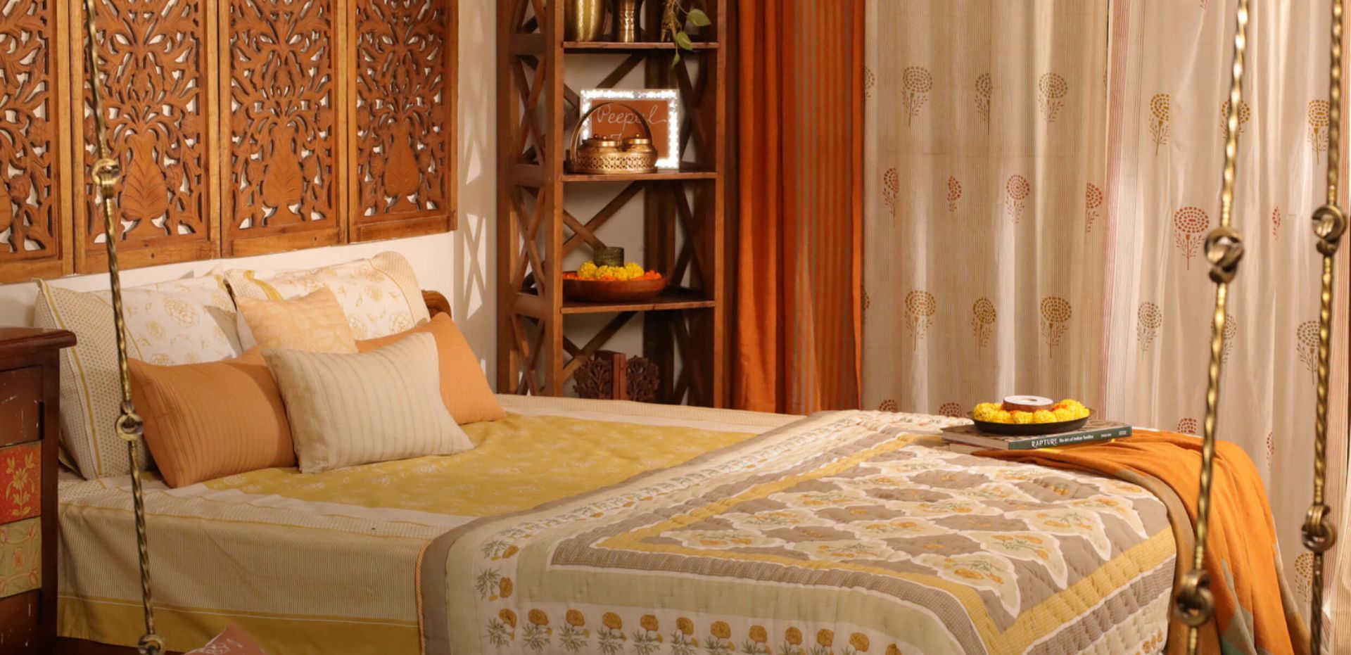 Picture of Decorating Small Spaces for the Festive Season