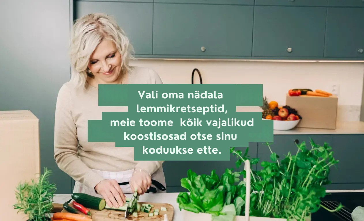 A smiling woman chops vegetables in a modern kitchen, surrounded by fresh produce and meal kit boxes, with an overlay of Estonian text about recipe and ingredient delivery.