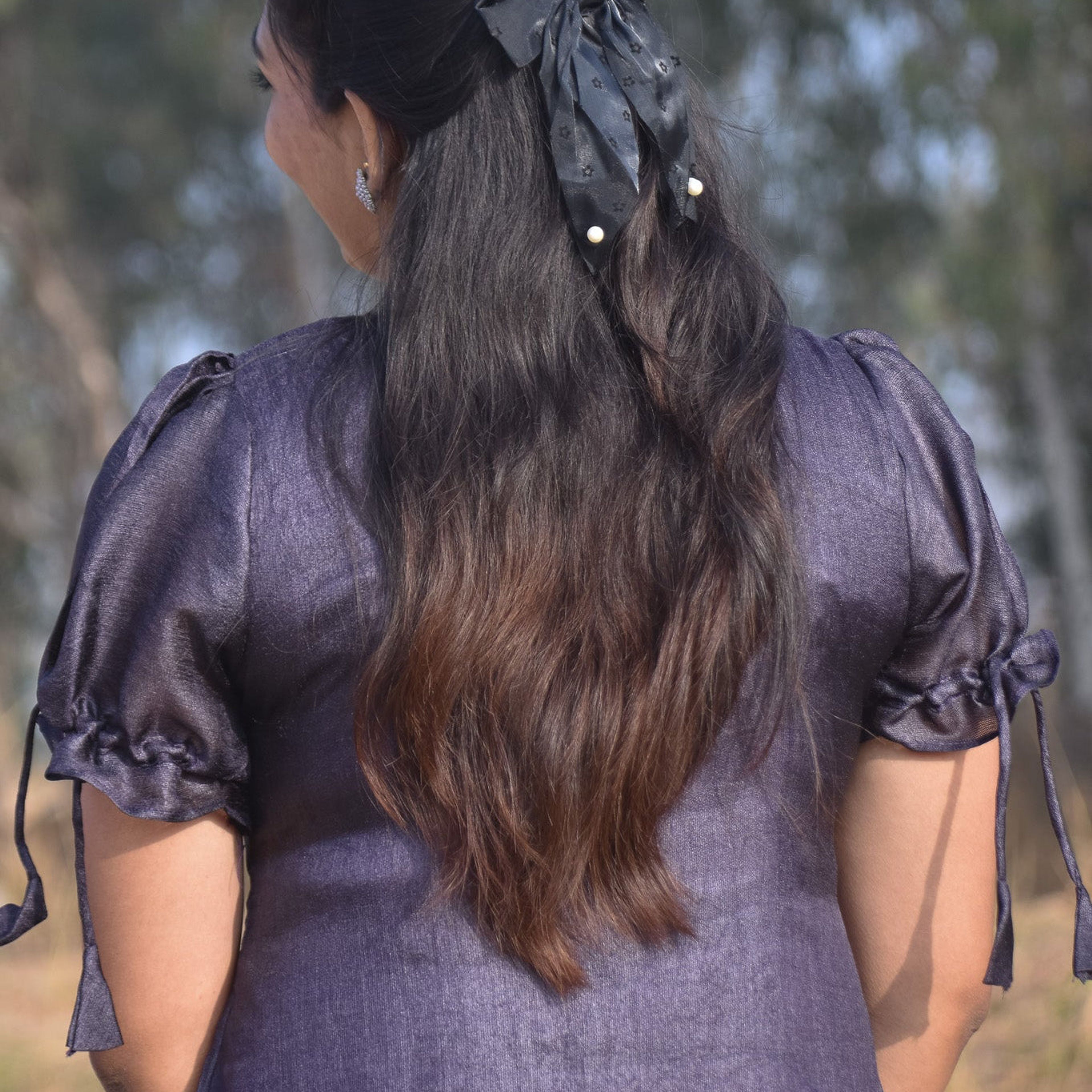 Maxi dress featuring put sleeve tying and Peter Pan collar
