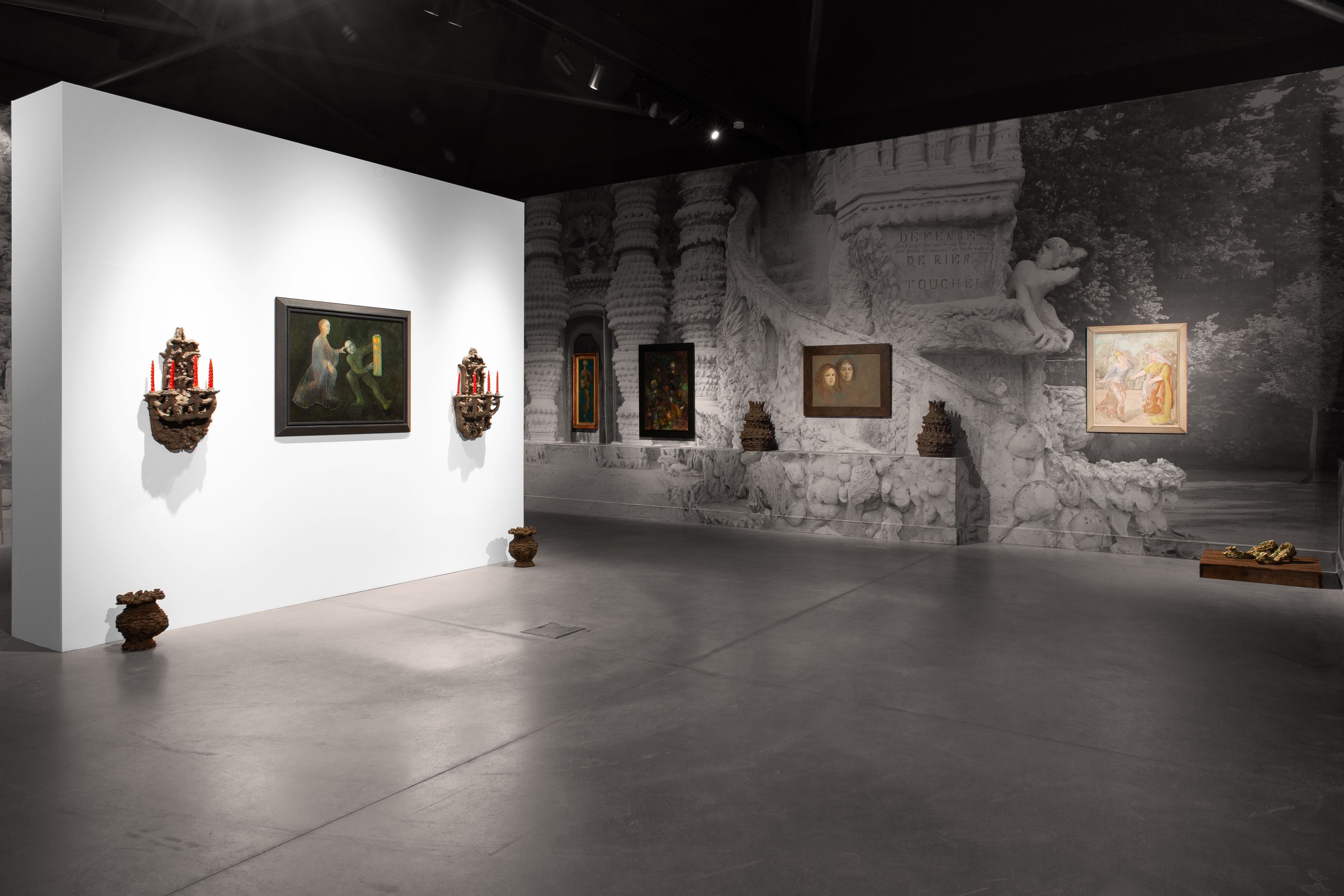 El Palacio Idèal, un escenario de fábula para la exposición de Leonor Fini y Florian Mermin