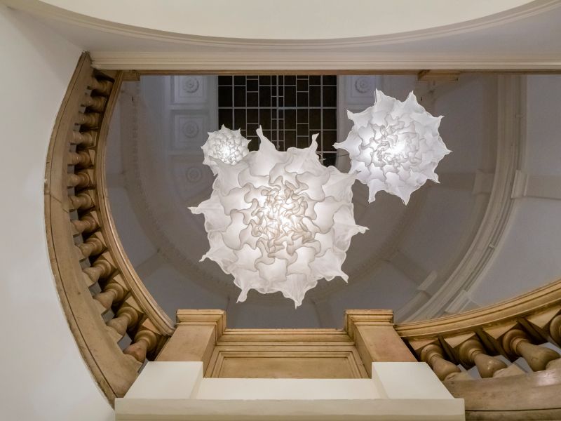 Drift. Esculturas interactivas que evocan a la naturaleza