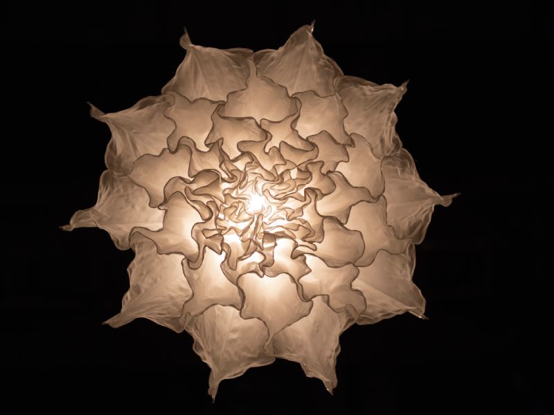 Drift. Esculturas interactivas que evocan a la naturaleza