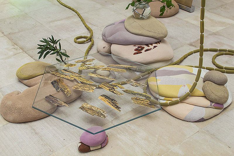 Your practice is characterised by the observation of encounters and interactions between different elements, often everyday objects. Could you elaborate on how you select these materials and what criteria you follow to integrate them into your work?