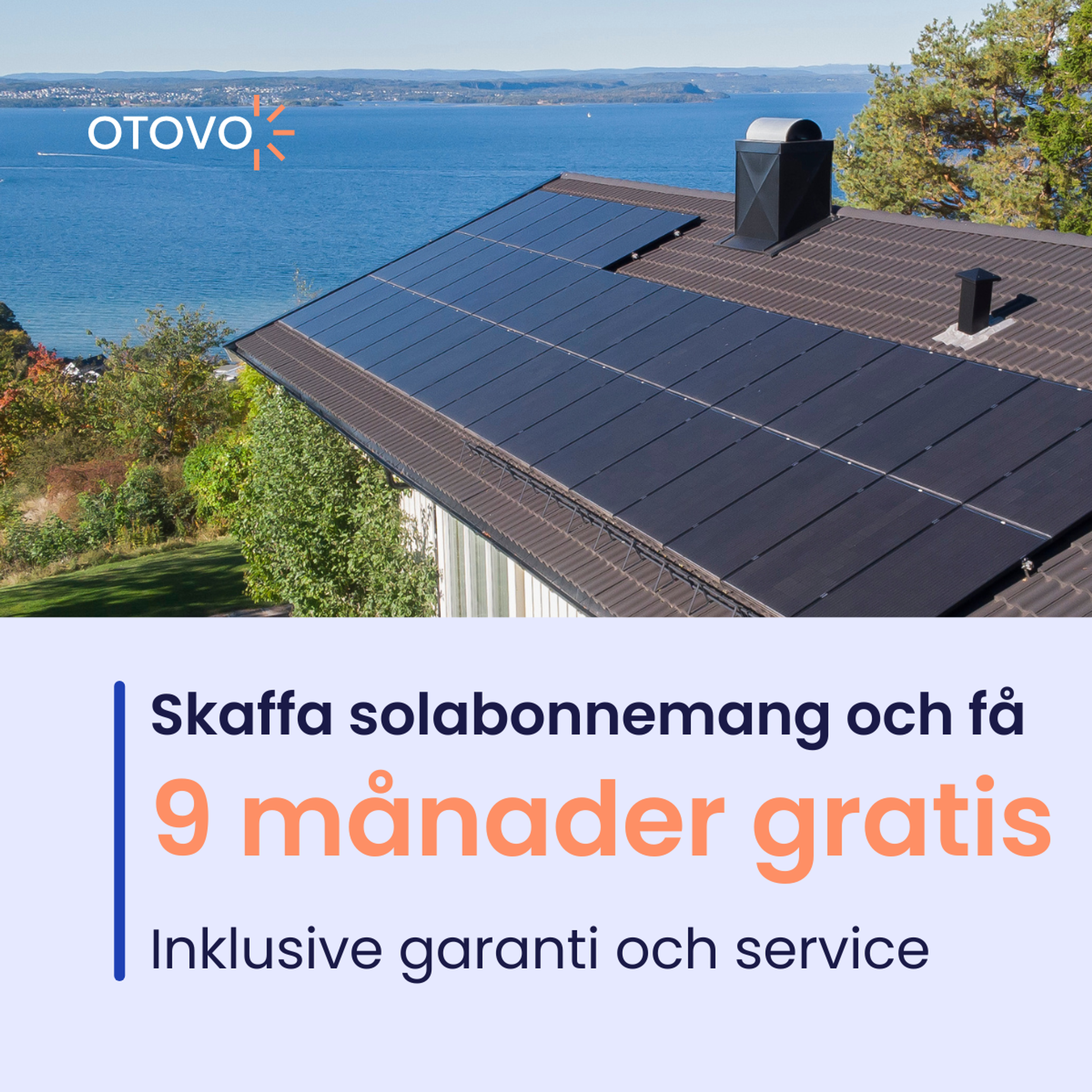 Hus med solceller vid vattnet