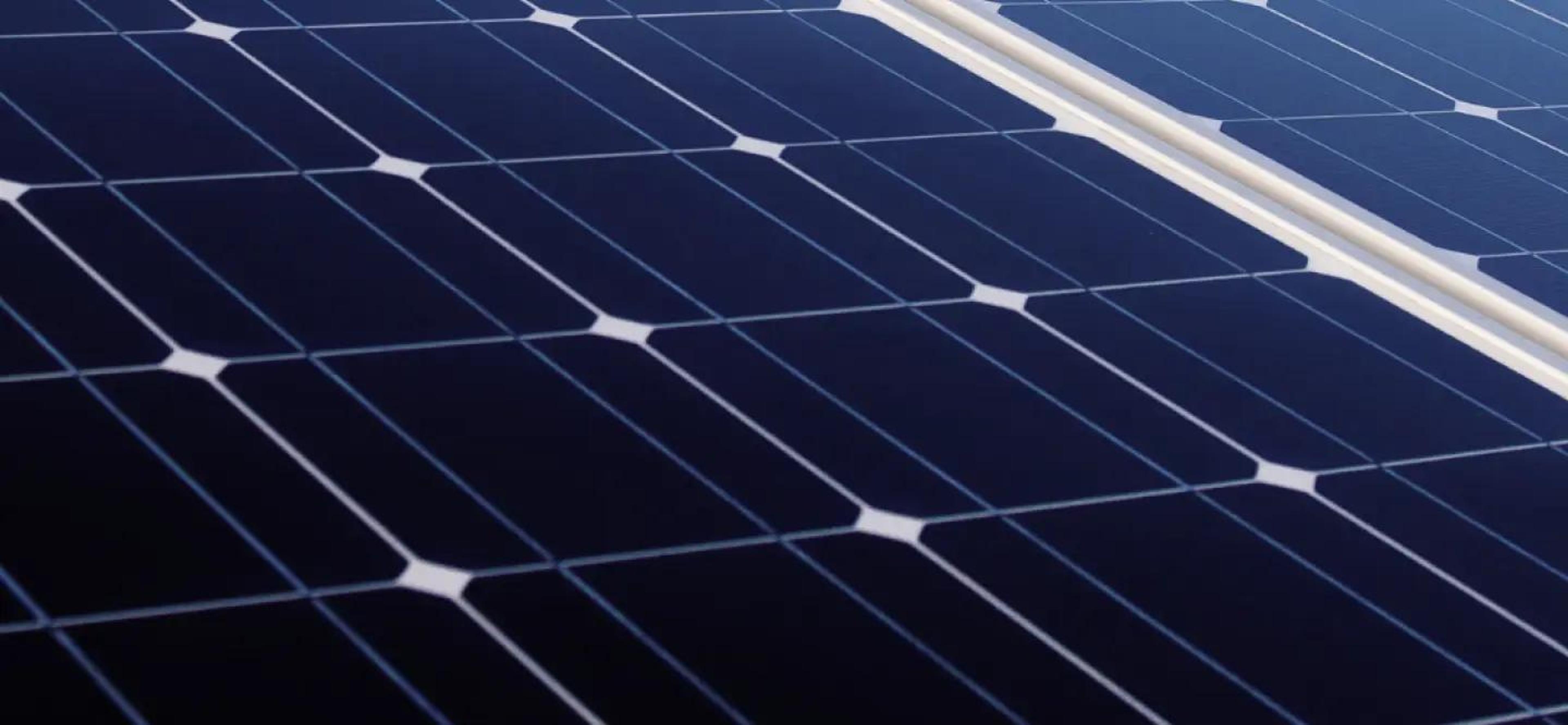 Nahaufnahme eines Solarmoduls