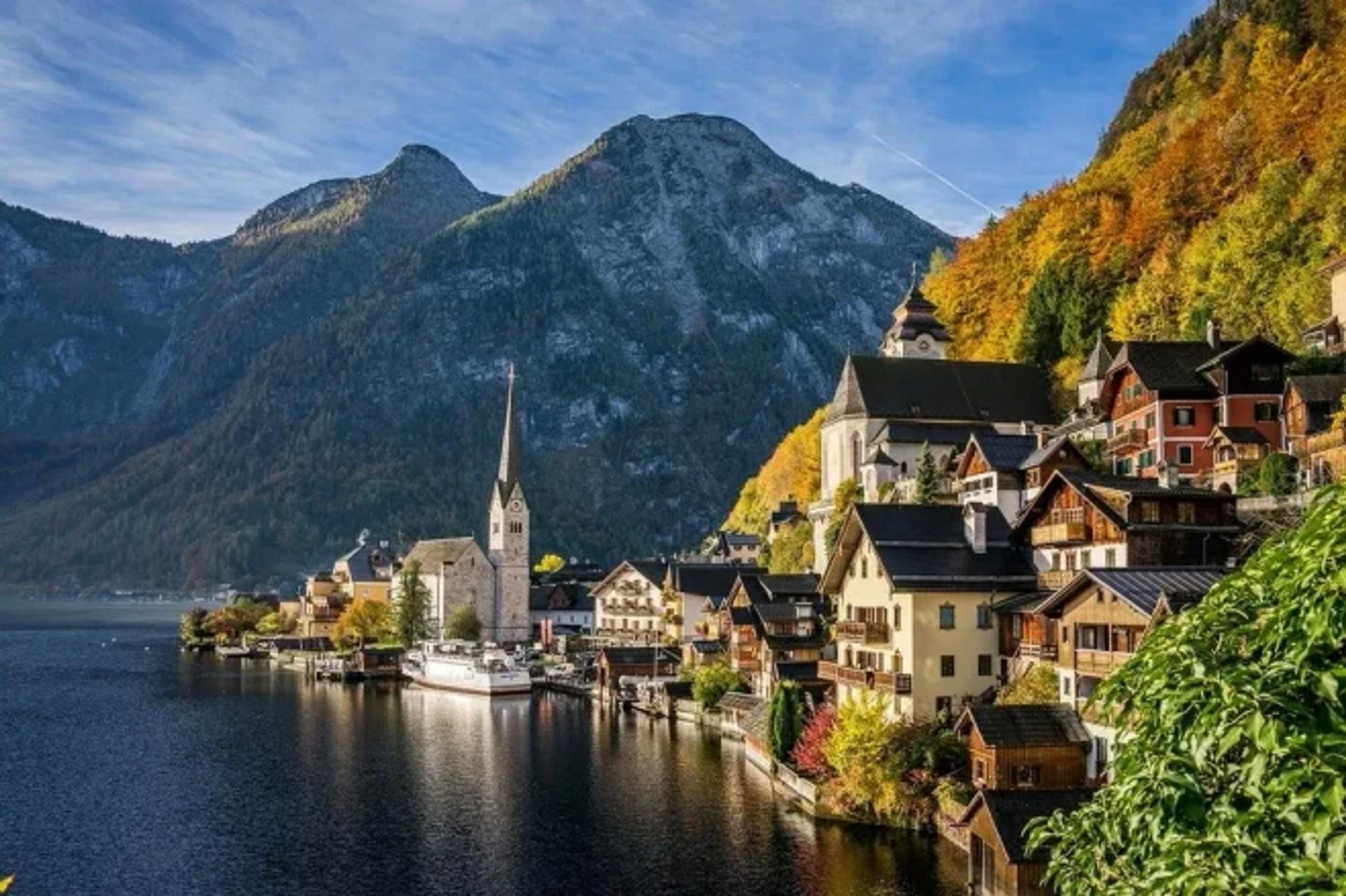 Landschaftsbild eines Dorfes in Oberösterreich