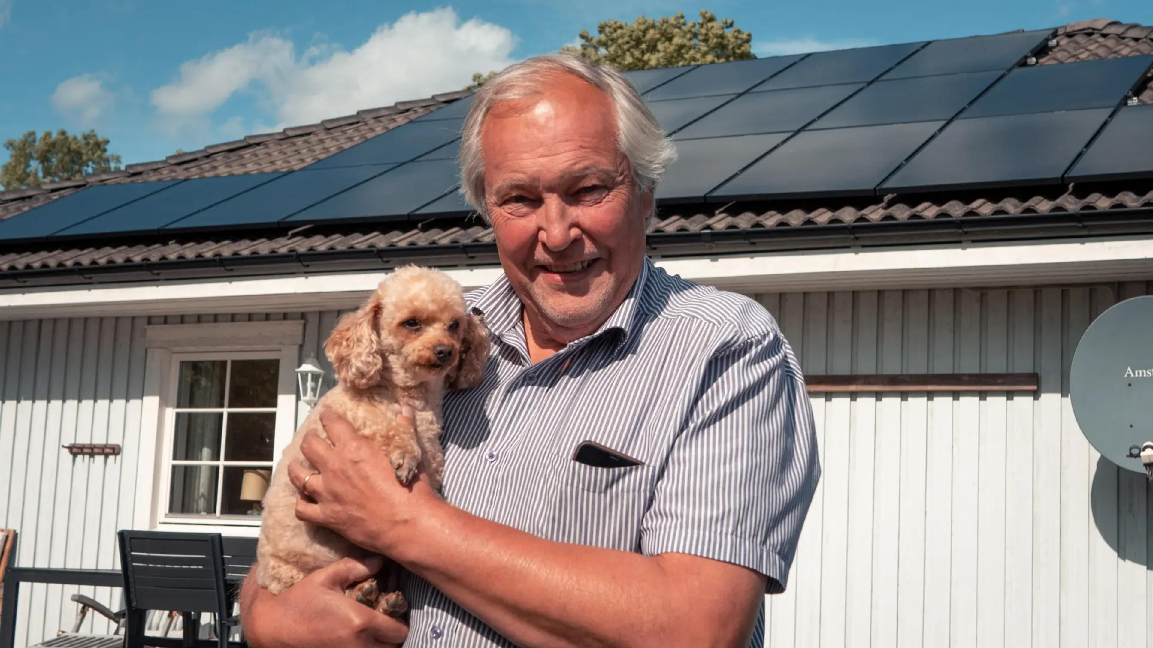 hus med solceller på taket