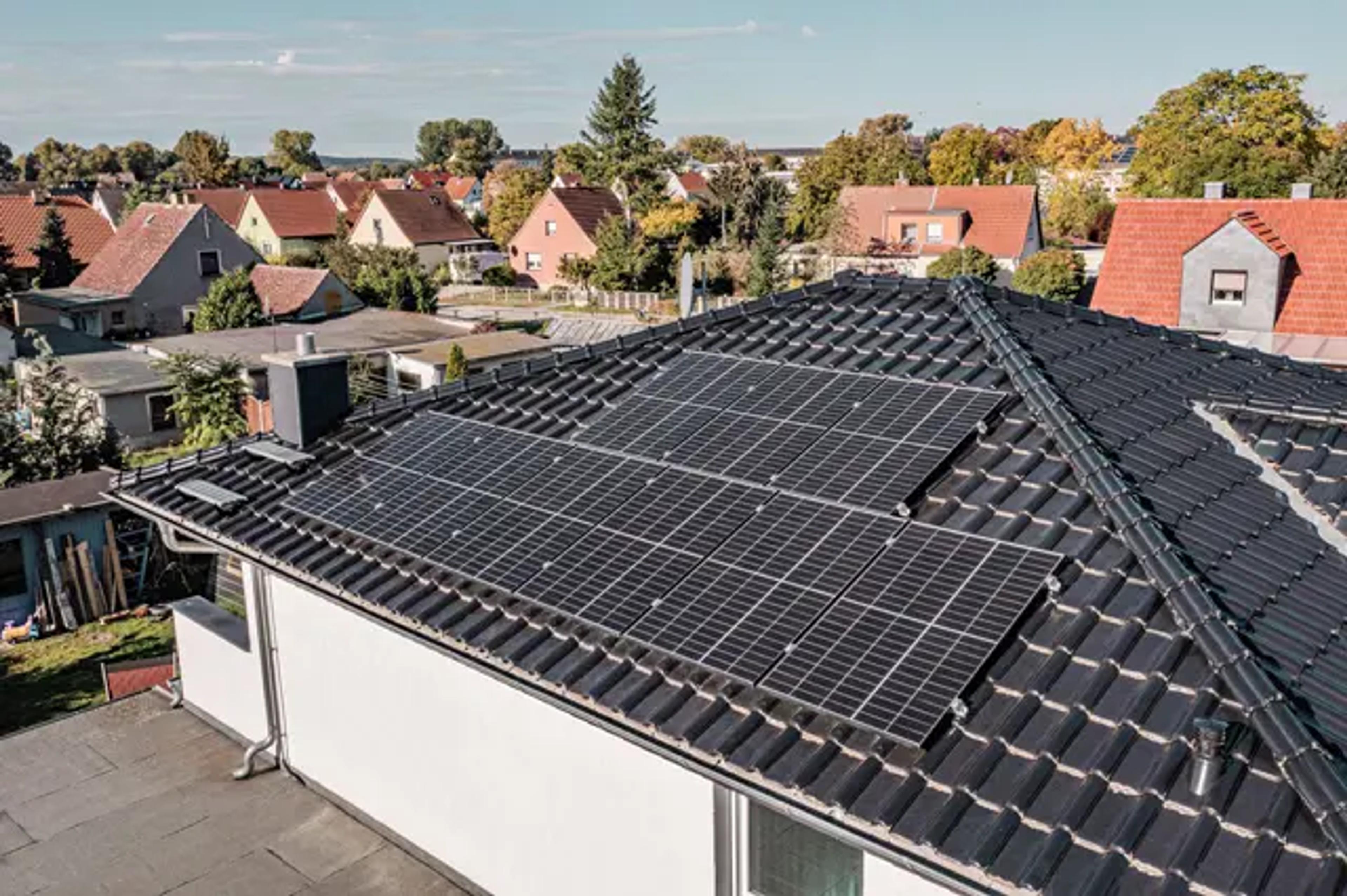 Aufdach-Photovoltaikanlage