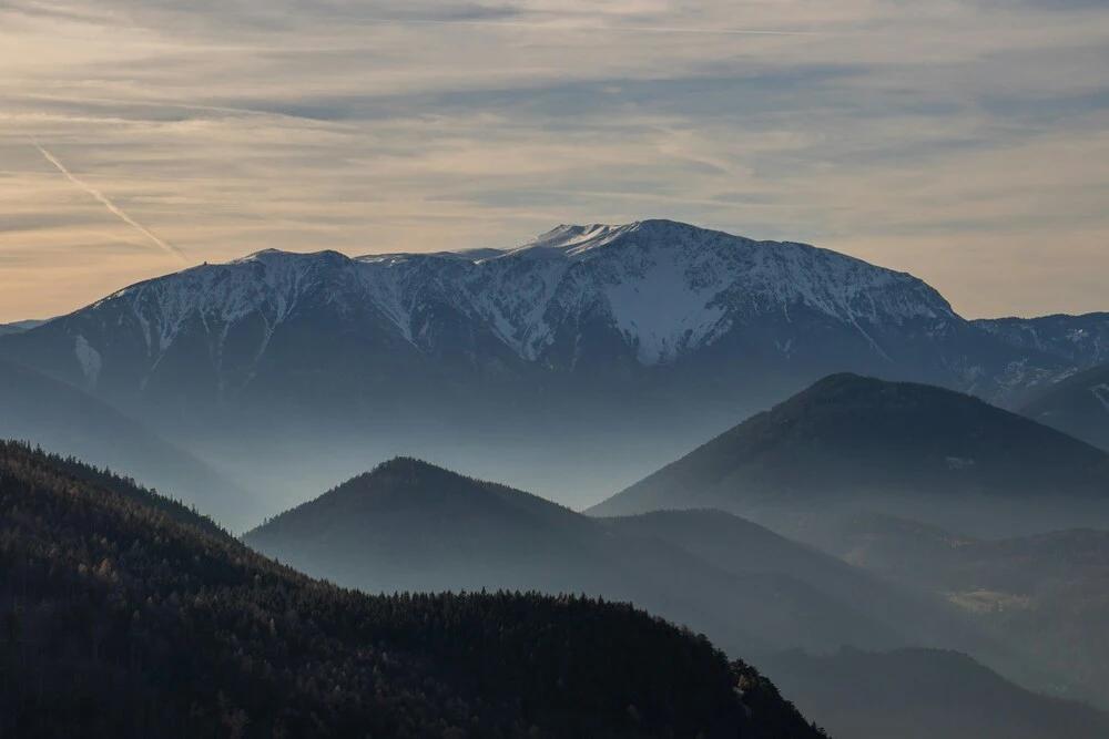 Landschaftsbild mit Bergen in Niederösterreich