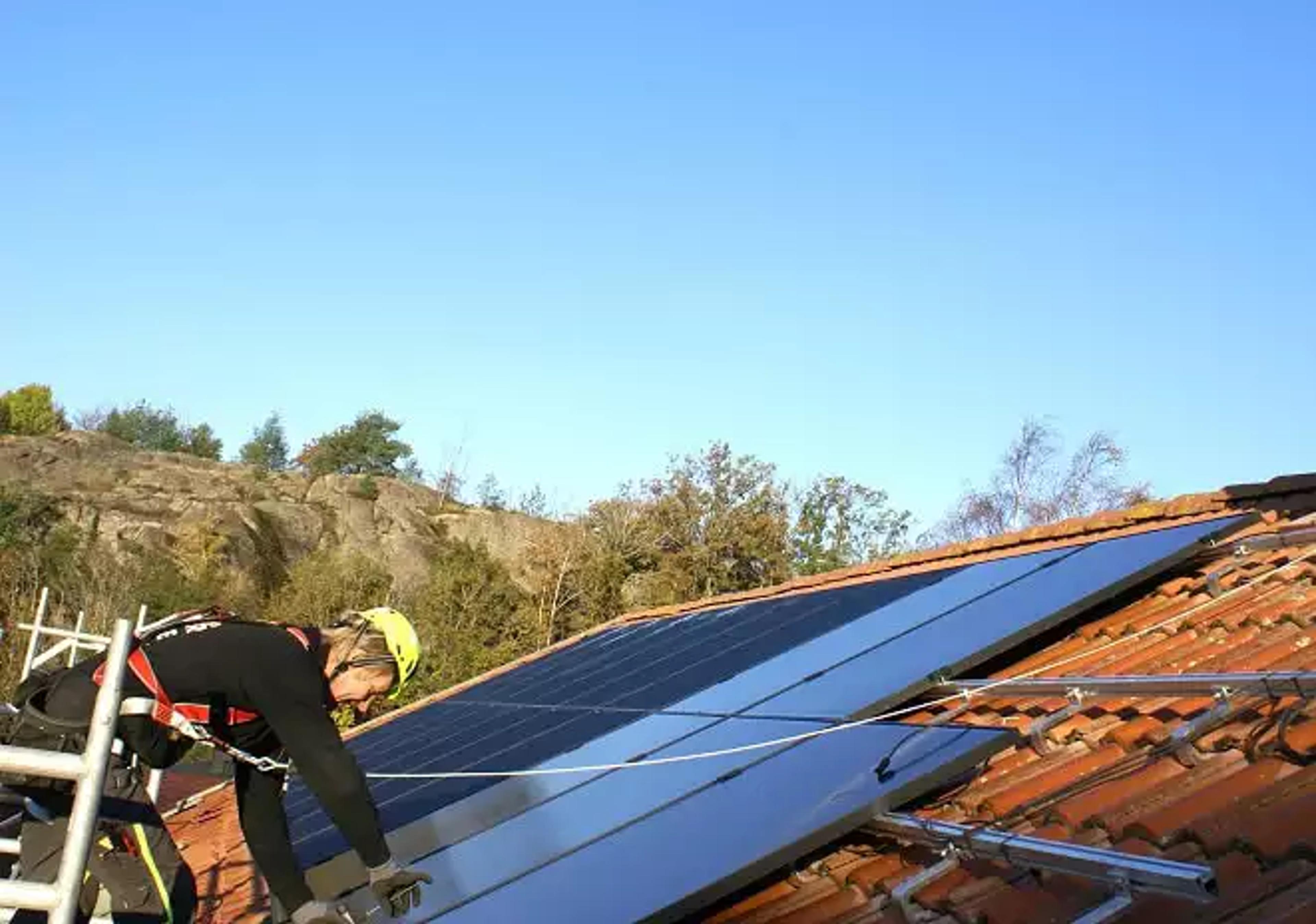 installasjon av et solcelleanlegg