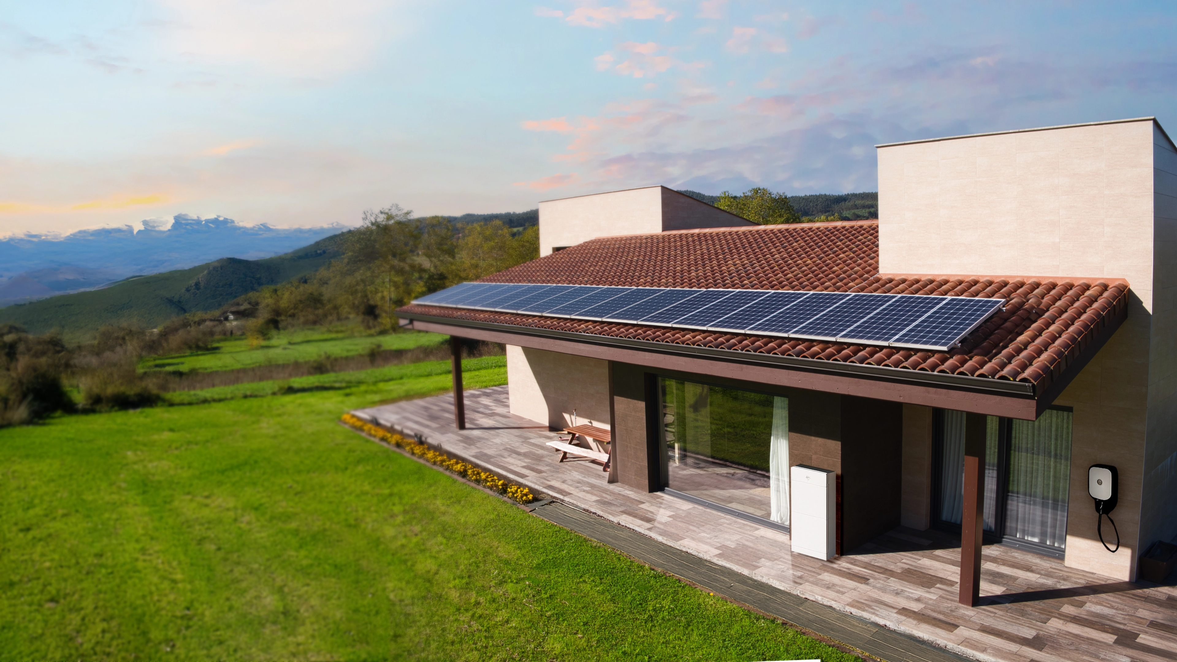 casa com sistema fotovoltaico instalado