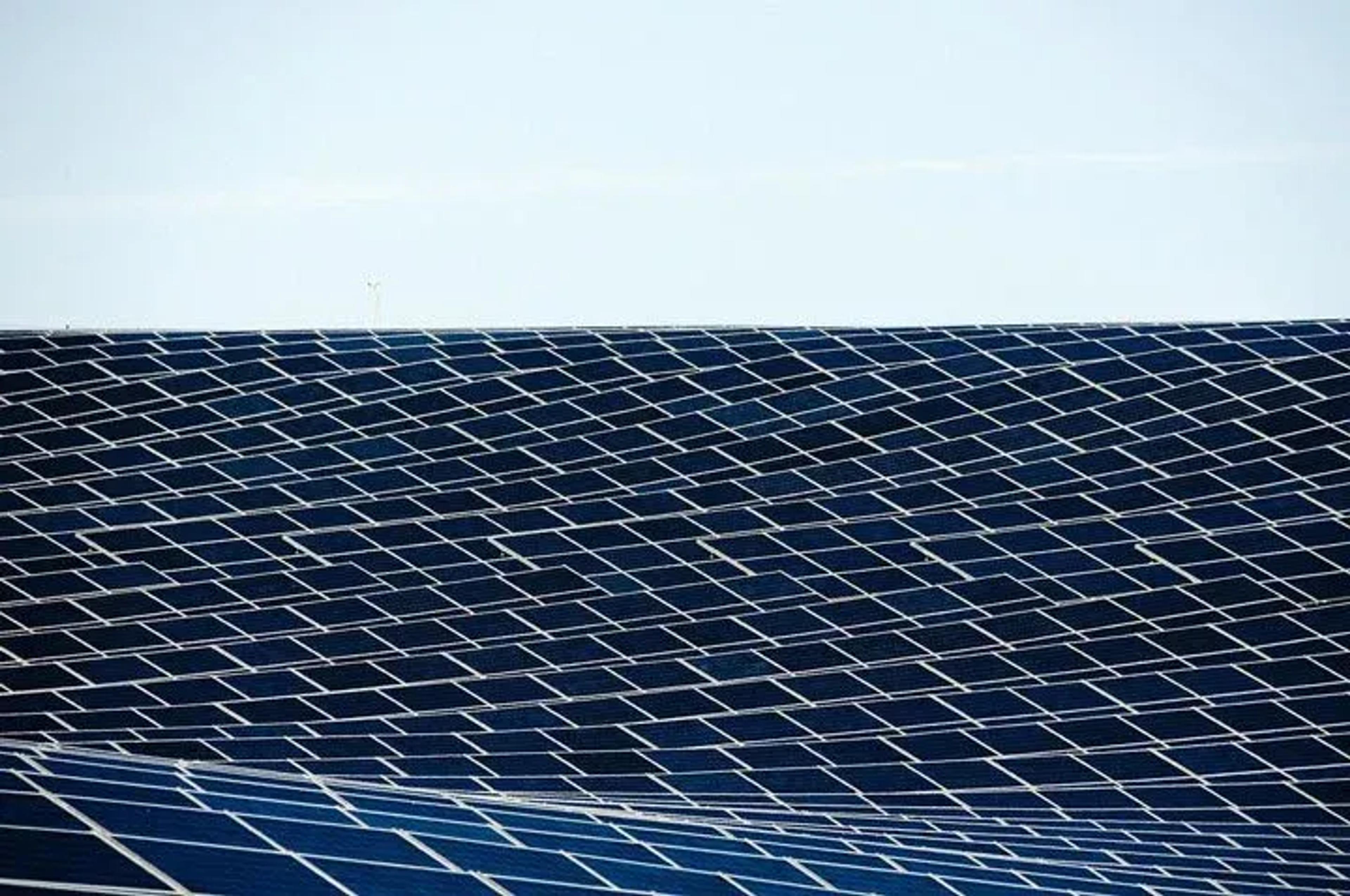 parc de panneaux solaires photovoltaïques