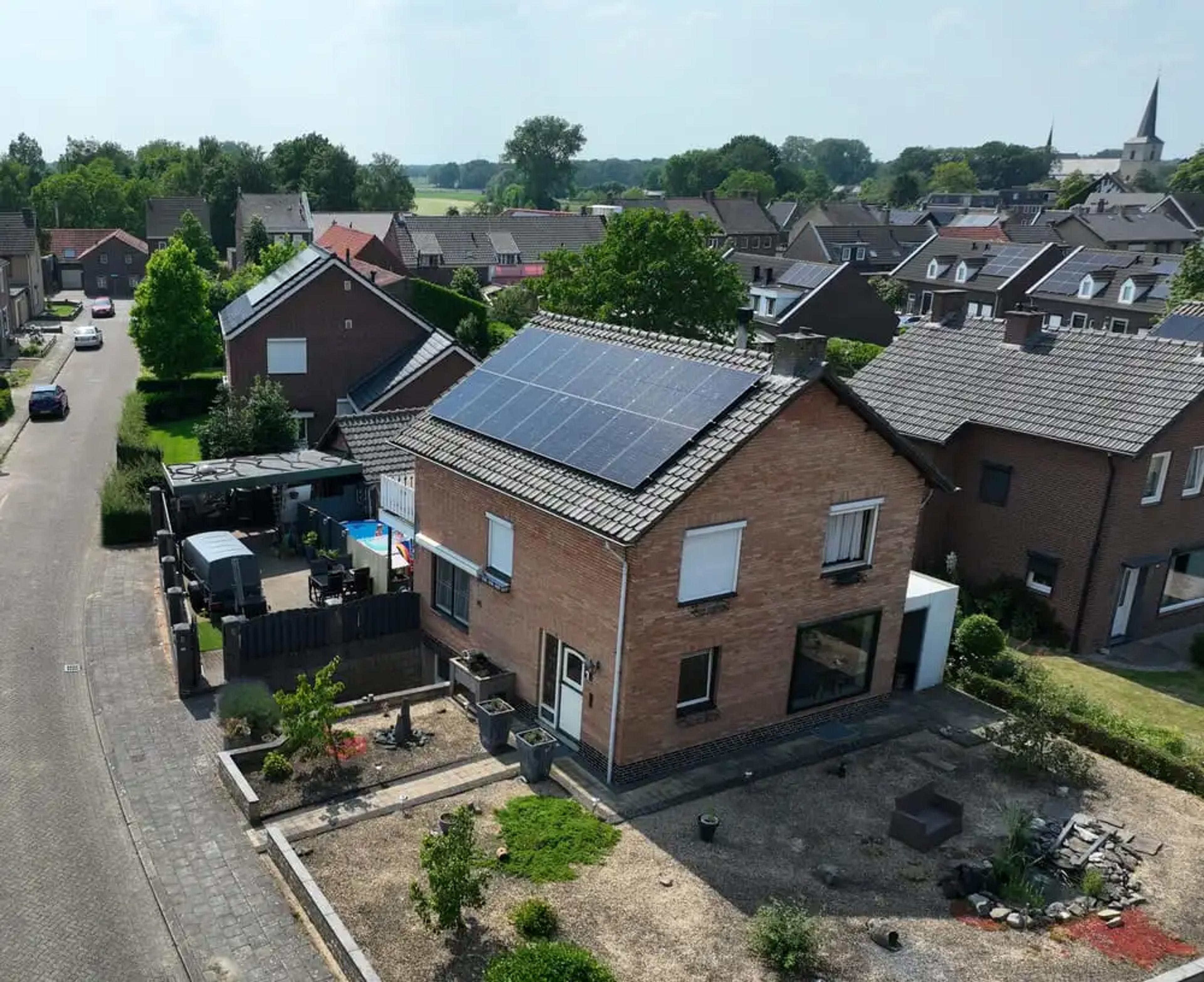 Zonnepanelen op ee