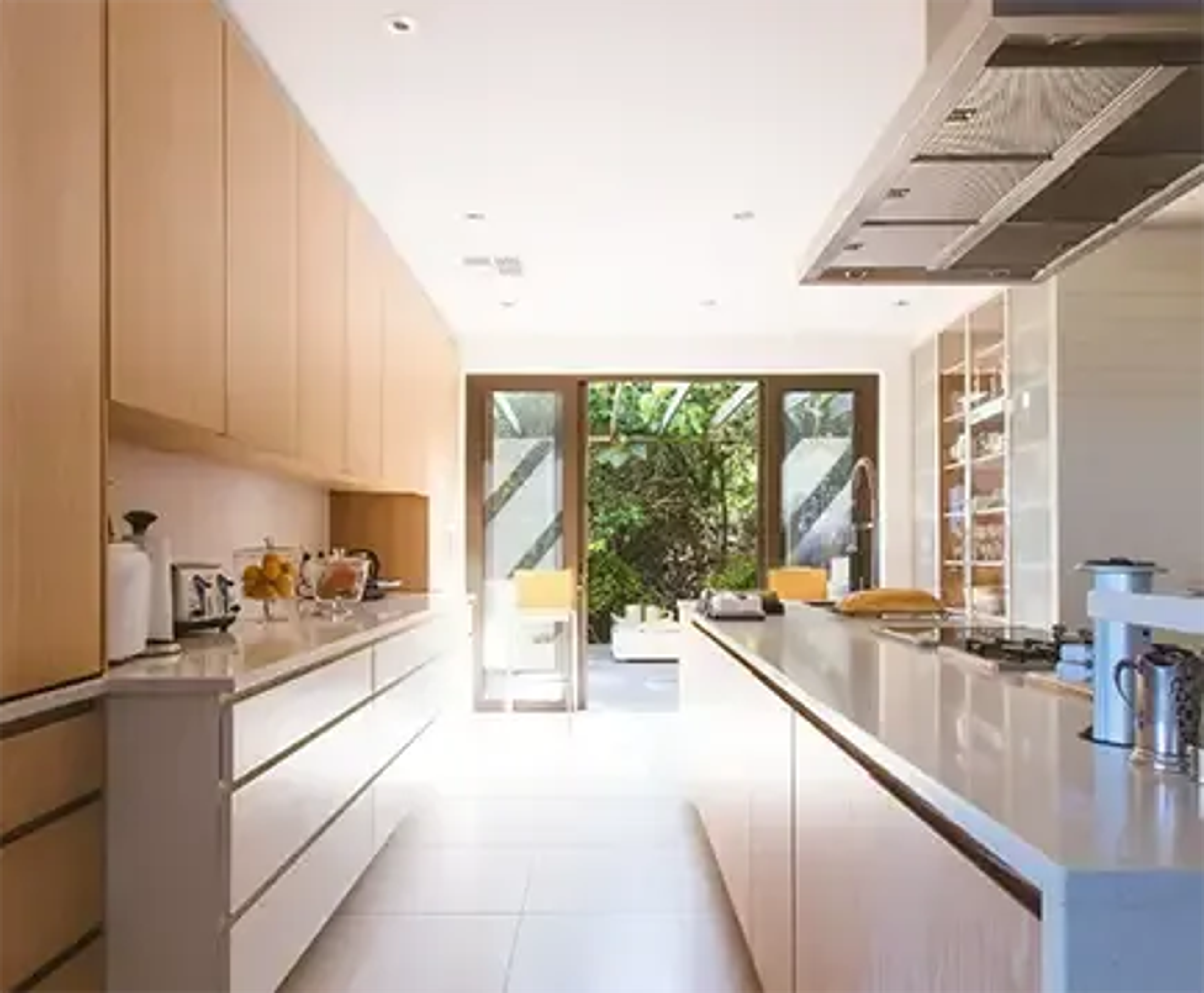 Keuken met apparaten die energie slurpen