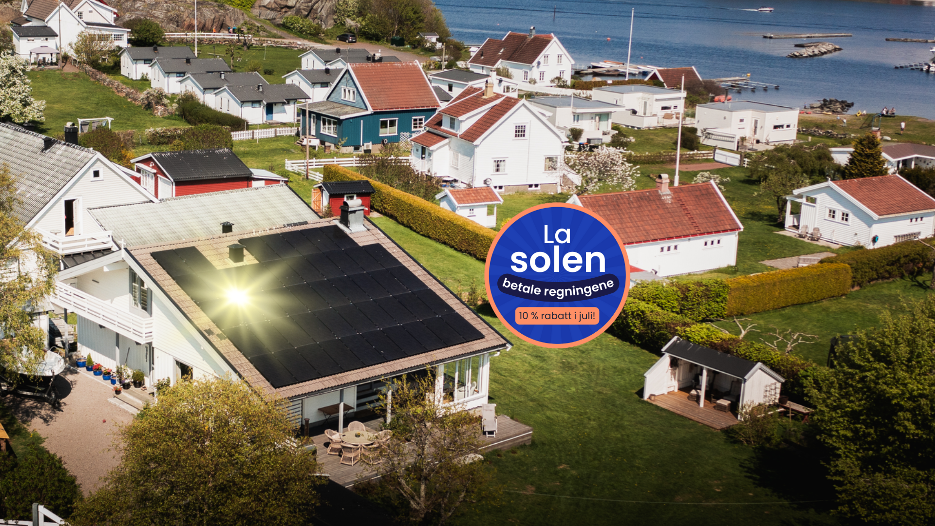 Hus med solceller på taket 