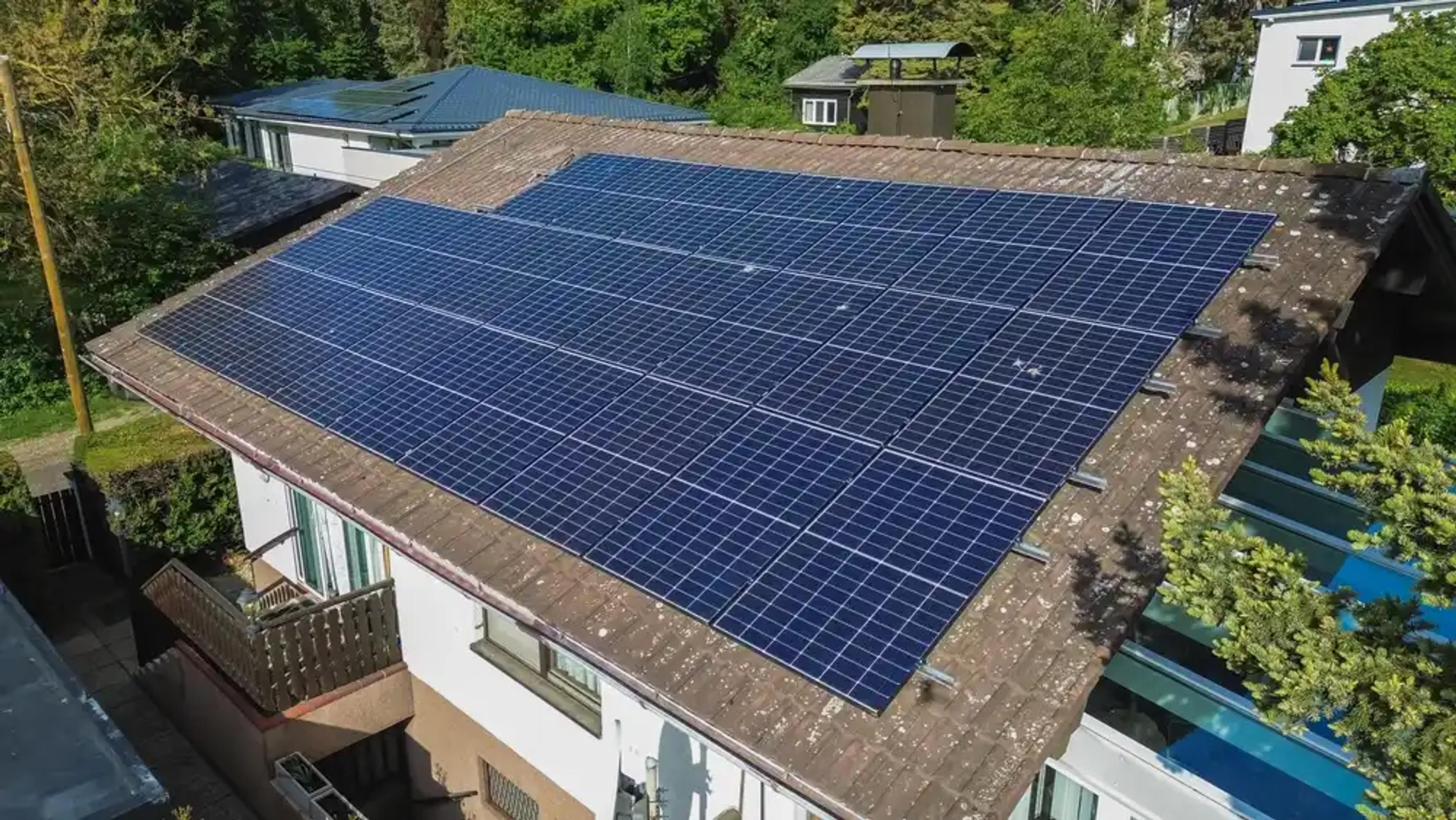 Otovo PV-Anlage auf Hausdach