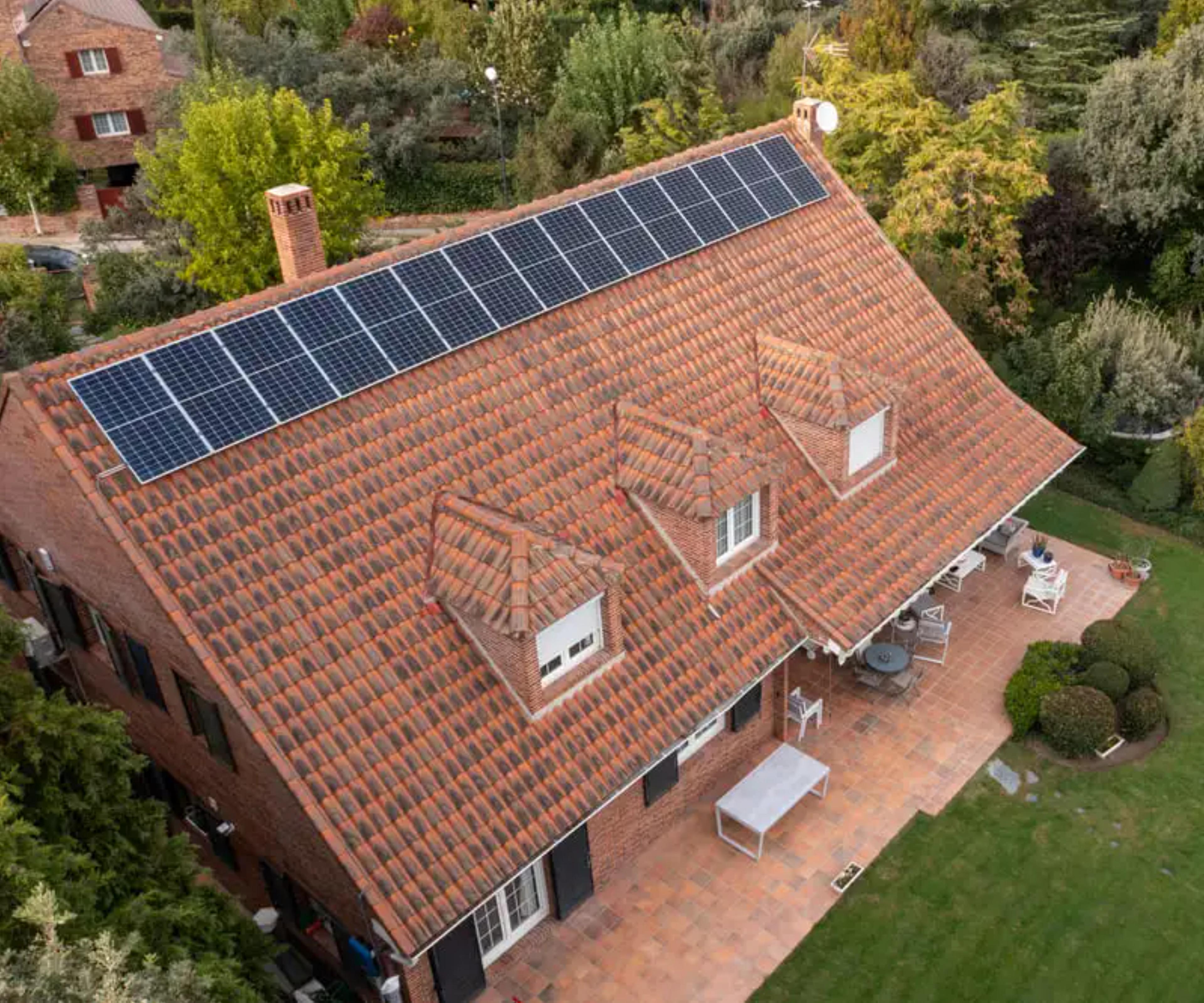 painel fotovoltaico em telhado