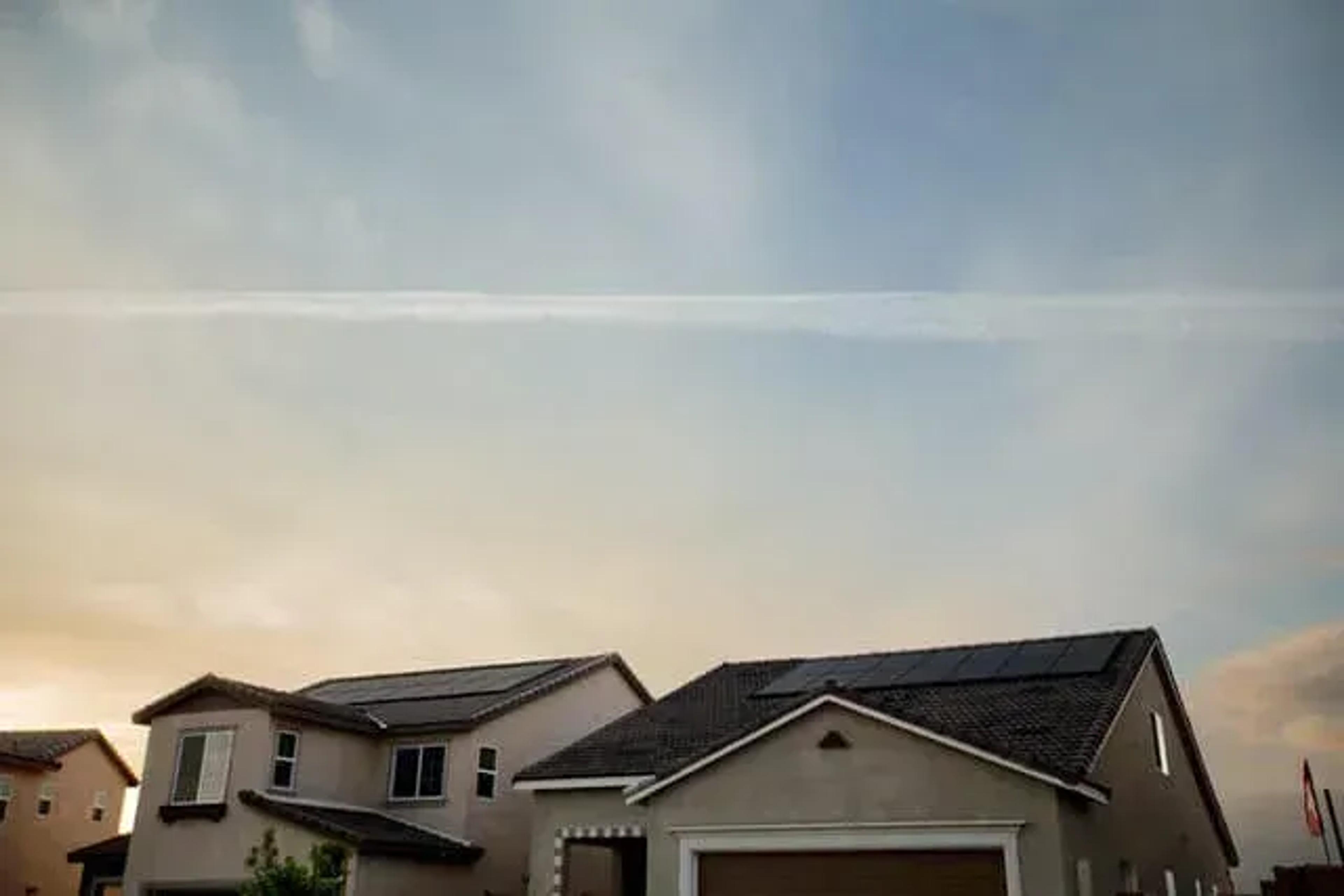Casa con instalación de autoconsumo fotovoltaico