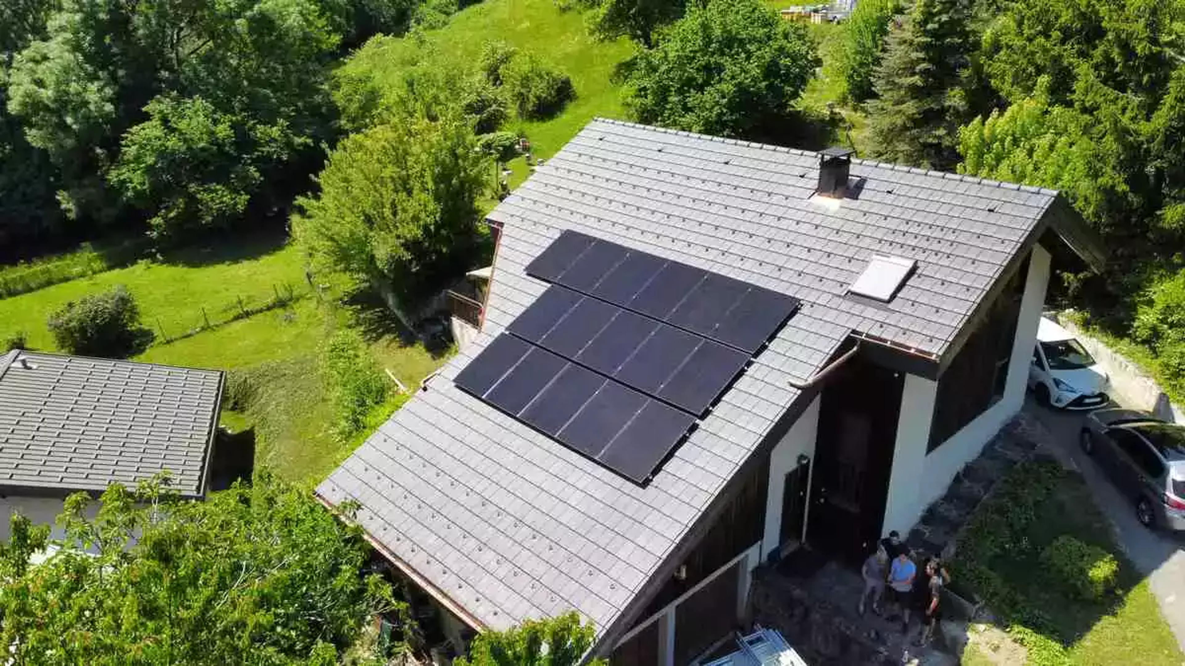 panneaux solaires sur maison