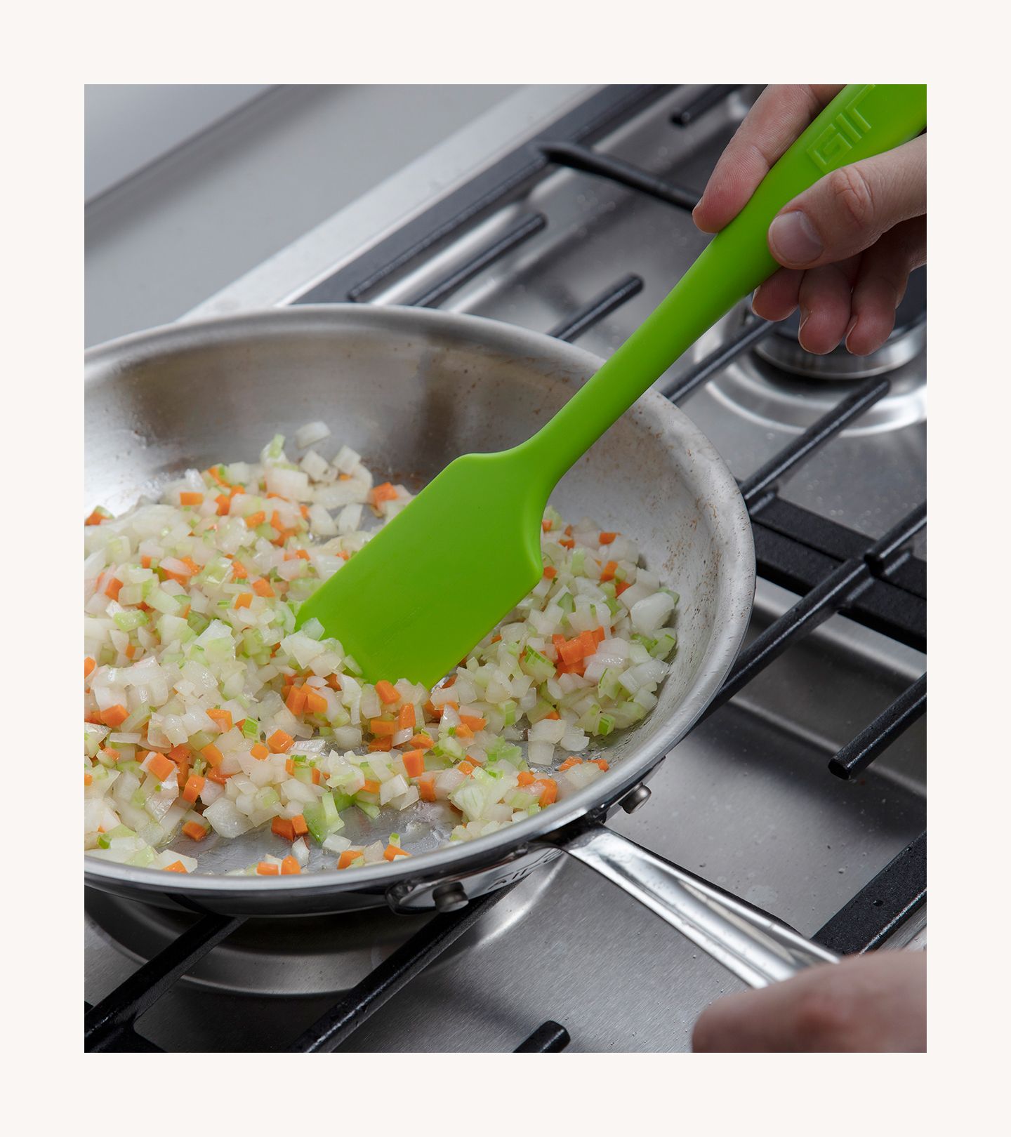 Image for PDP - 5050 Media - Spatula