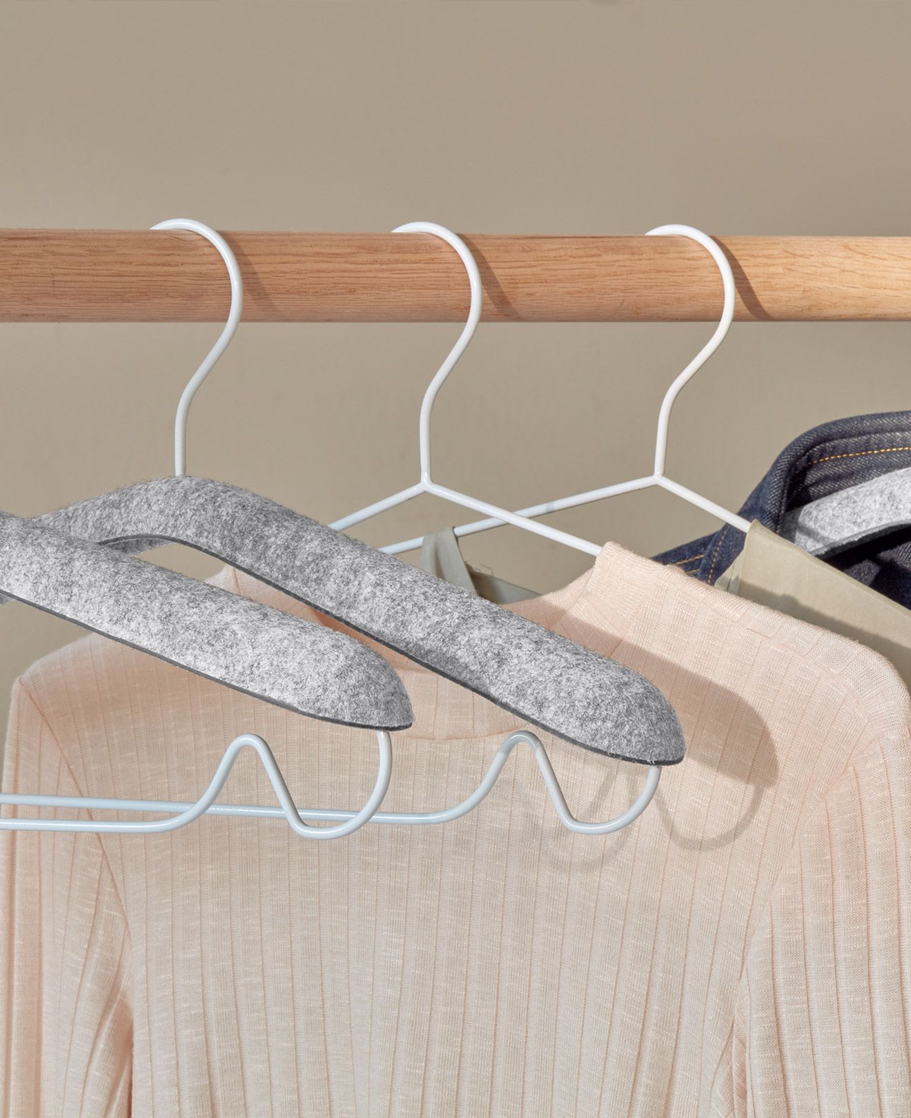 PLP - 5050 - Shop - Bundles - Closet - Media - Desktop Image
