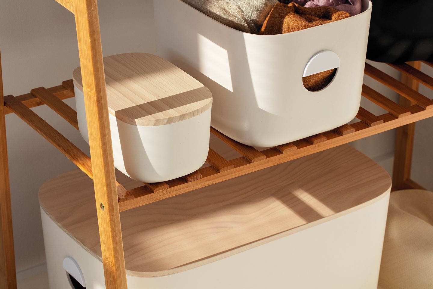 5050 Media - Home - The Bin Trio - Desktop Image