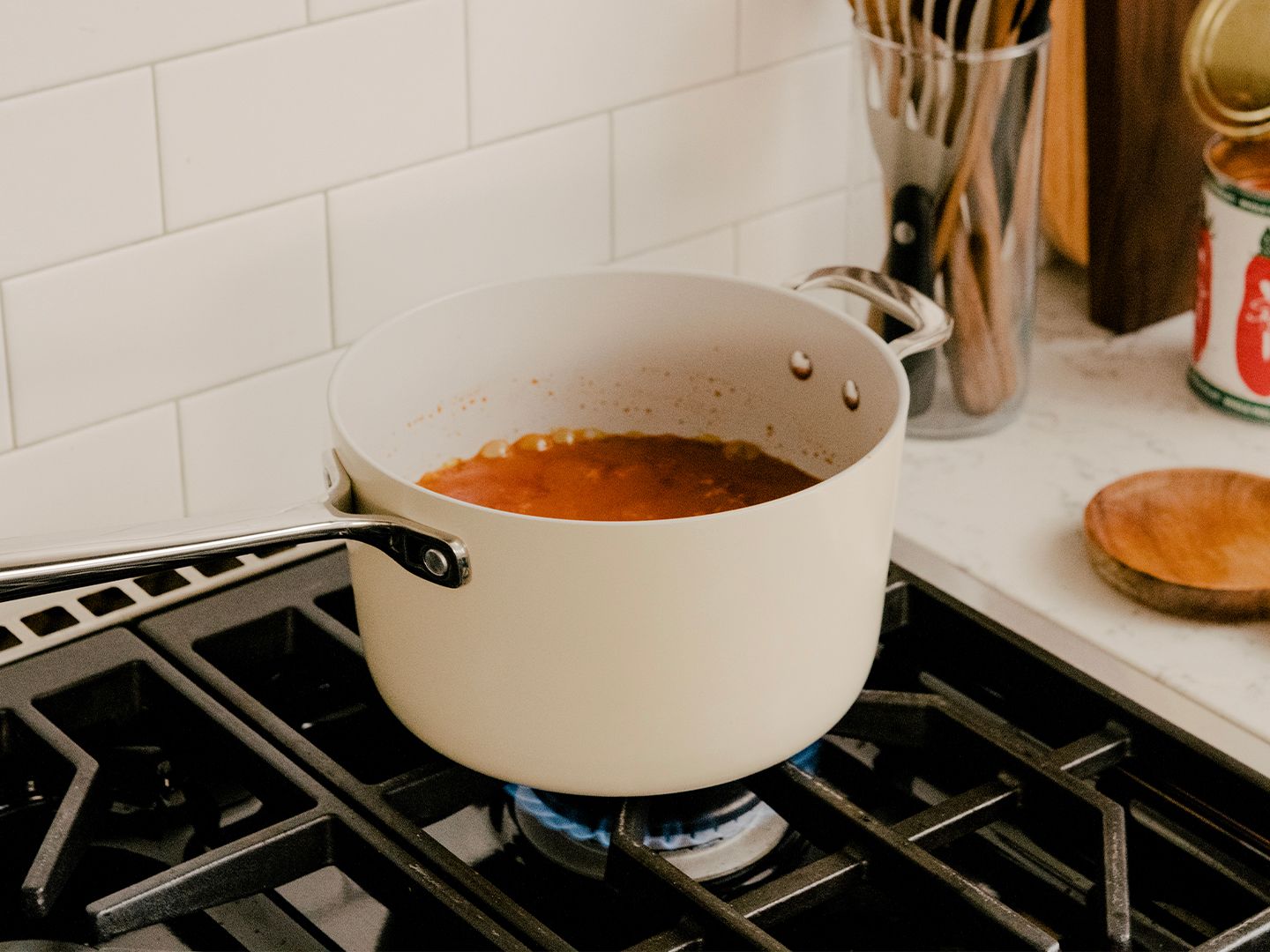 PDP - 5050 Media - Sauce Pan - Responsible - Desktop Image