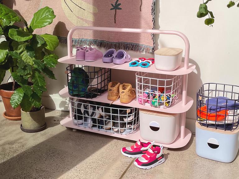 5050 Media - Black Entryway Rack - Slideshow 3 - 0921