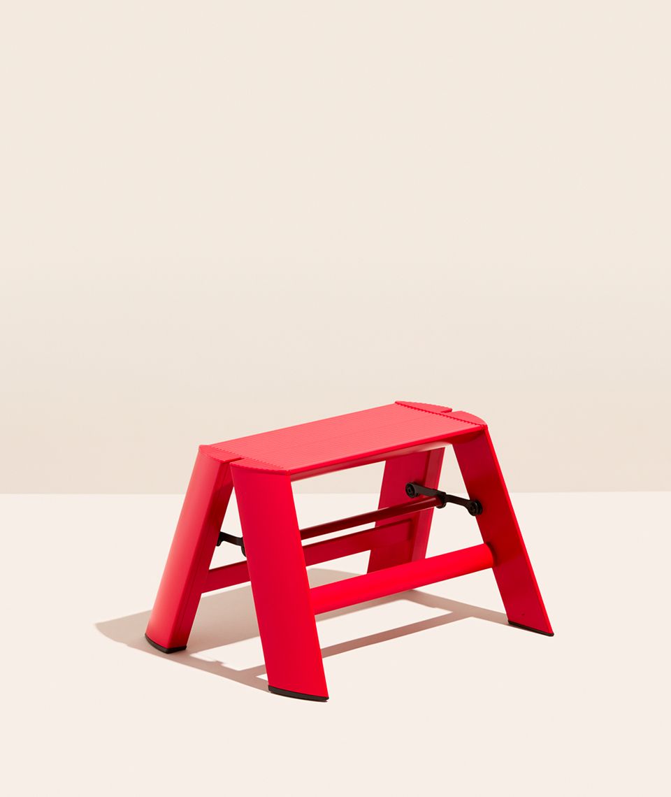 5050 Card - Cozy Living Room - Lucano 1-Step Stool - Hover Image