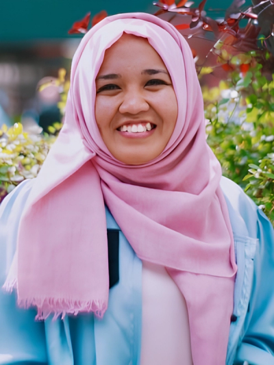 Riza Aryani