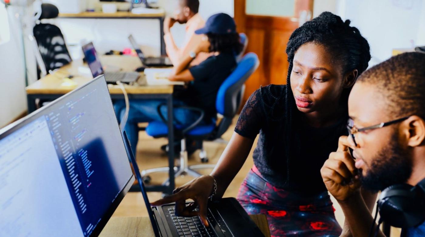 Technologist Retention at the Intersections