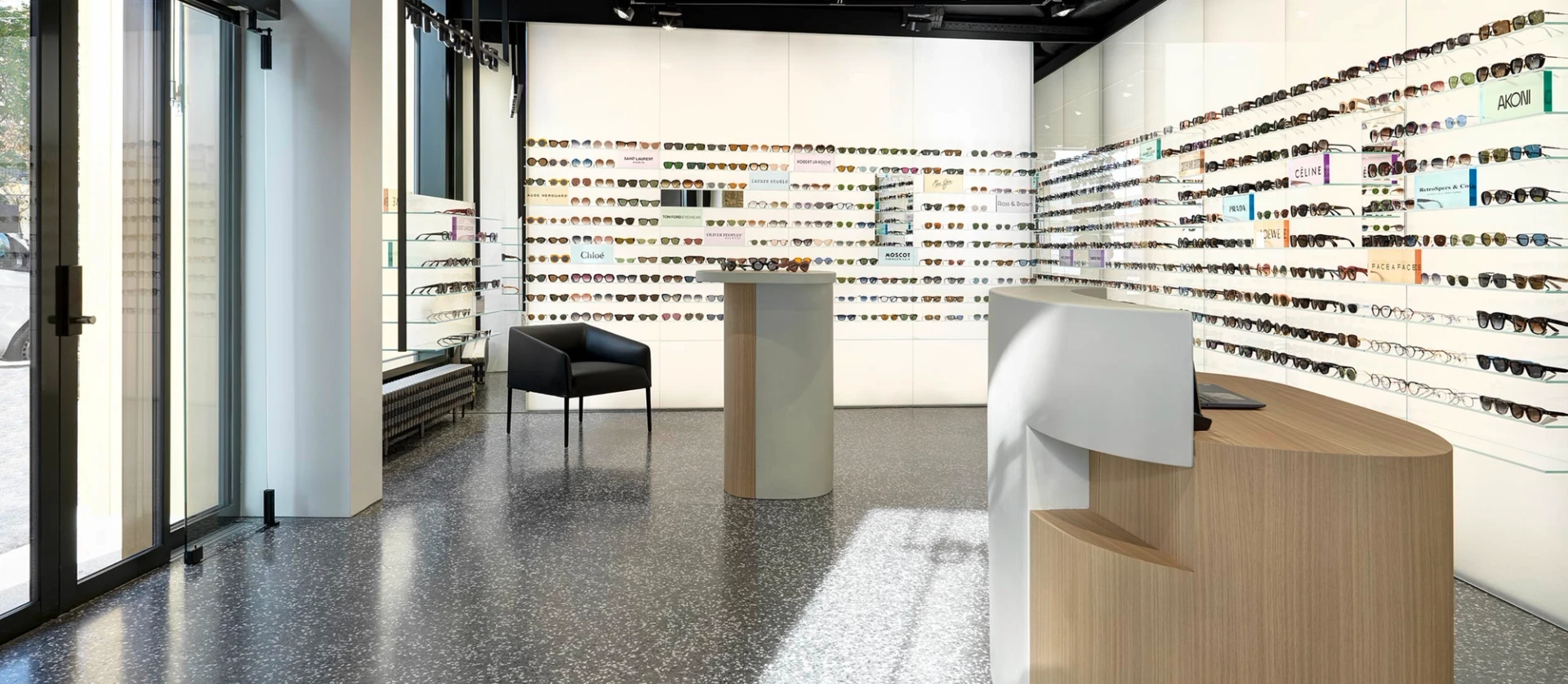 Visual aus dem Projekt Burri Optik – Fine Eyewear and Optometry — project image 8