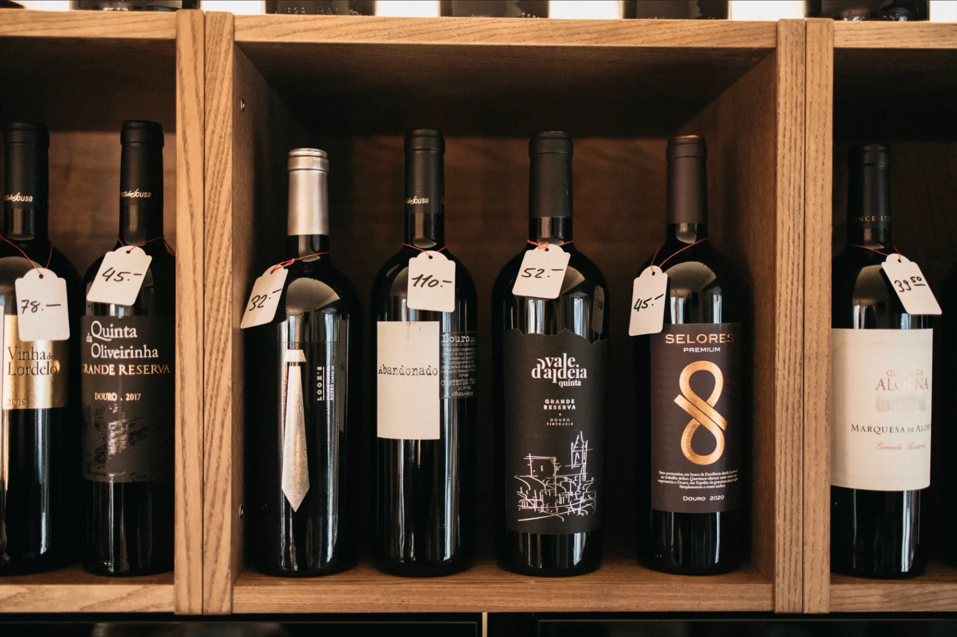 Изображение от проекта Almeida Weine — project image 16