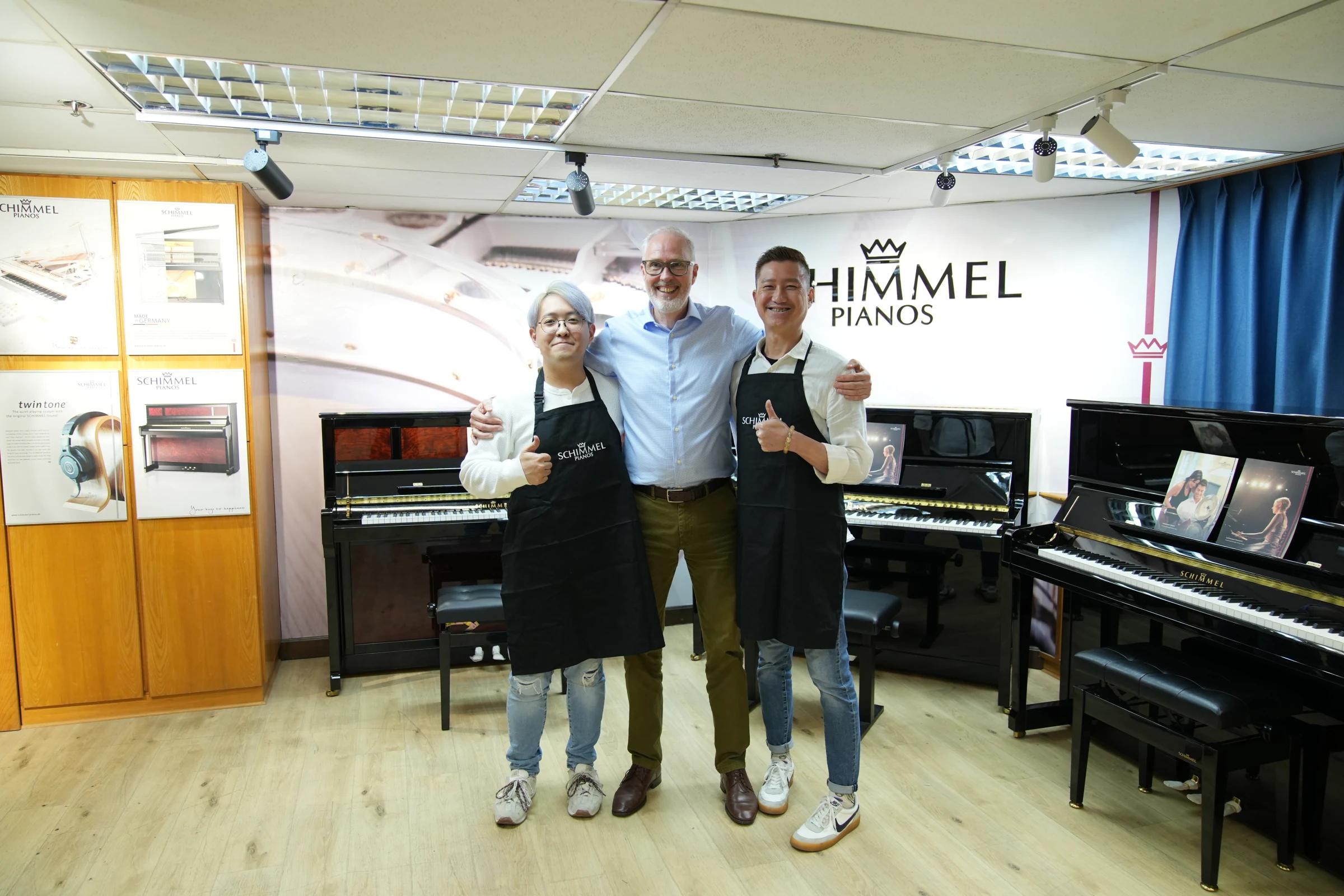 schimmel-piano-5