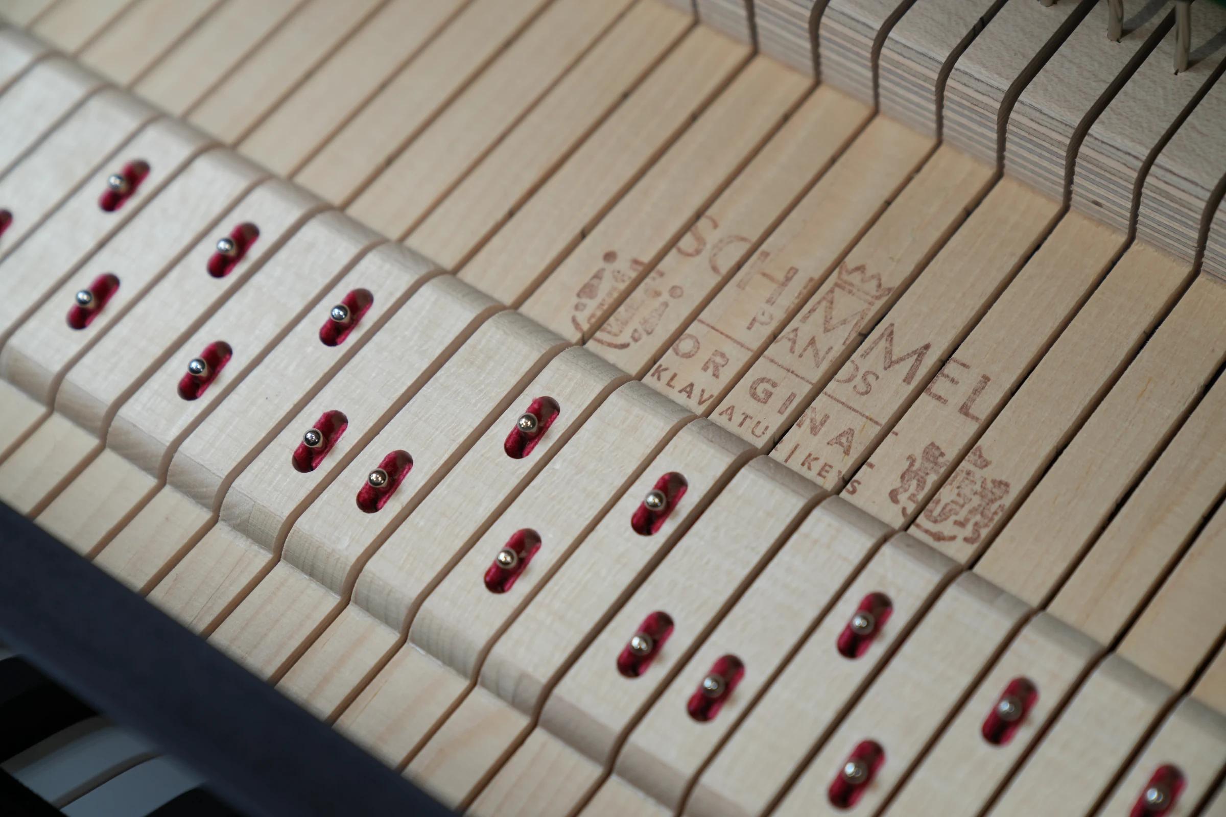 schimmel-piano-4