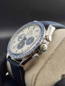 Omega Speedmaster Snoopy product image 3