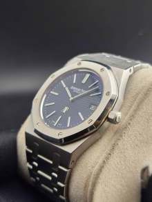 Audemars Piguet Royal Oak "Jumbo" Extra-Thin product image 3