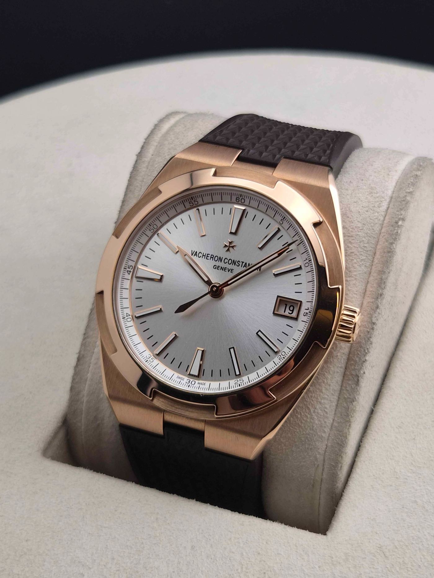 Vacheron Constantin Overseas