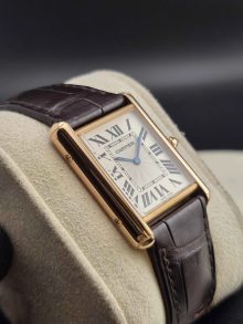 Cartier Tank Louis Medium product image 2