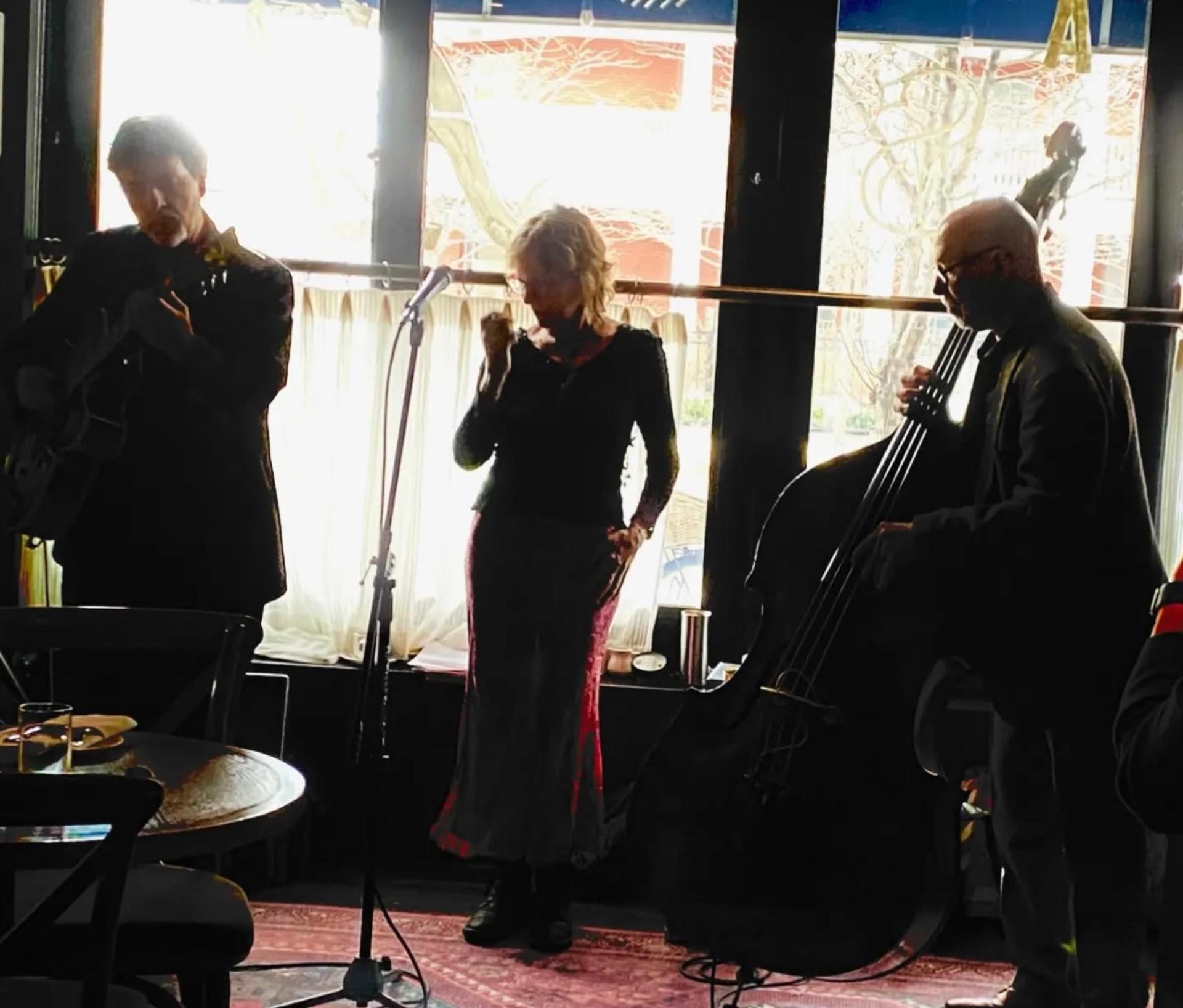 Photo of Entertainers