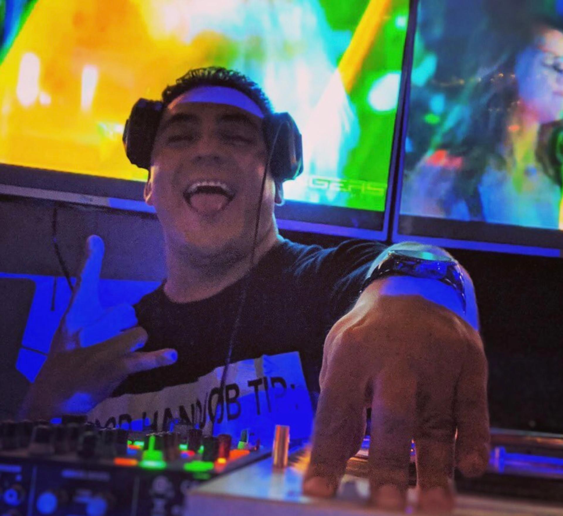 Photo of Entertainer