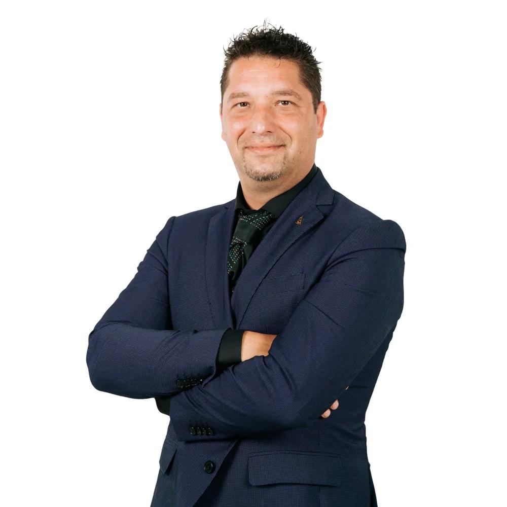 Riccardo Manzi Betti