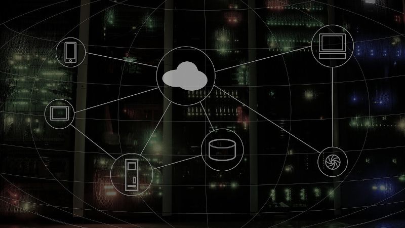 A diagram of an outline of a cloud system showing various devices and elements as part of a cloud-based eLearning hosting