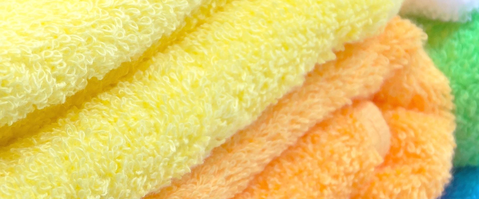 バスタオルのカラー全色を重ねて拡大