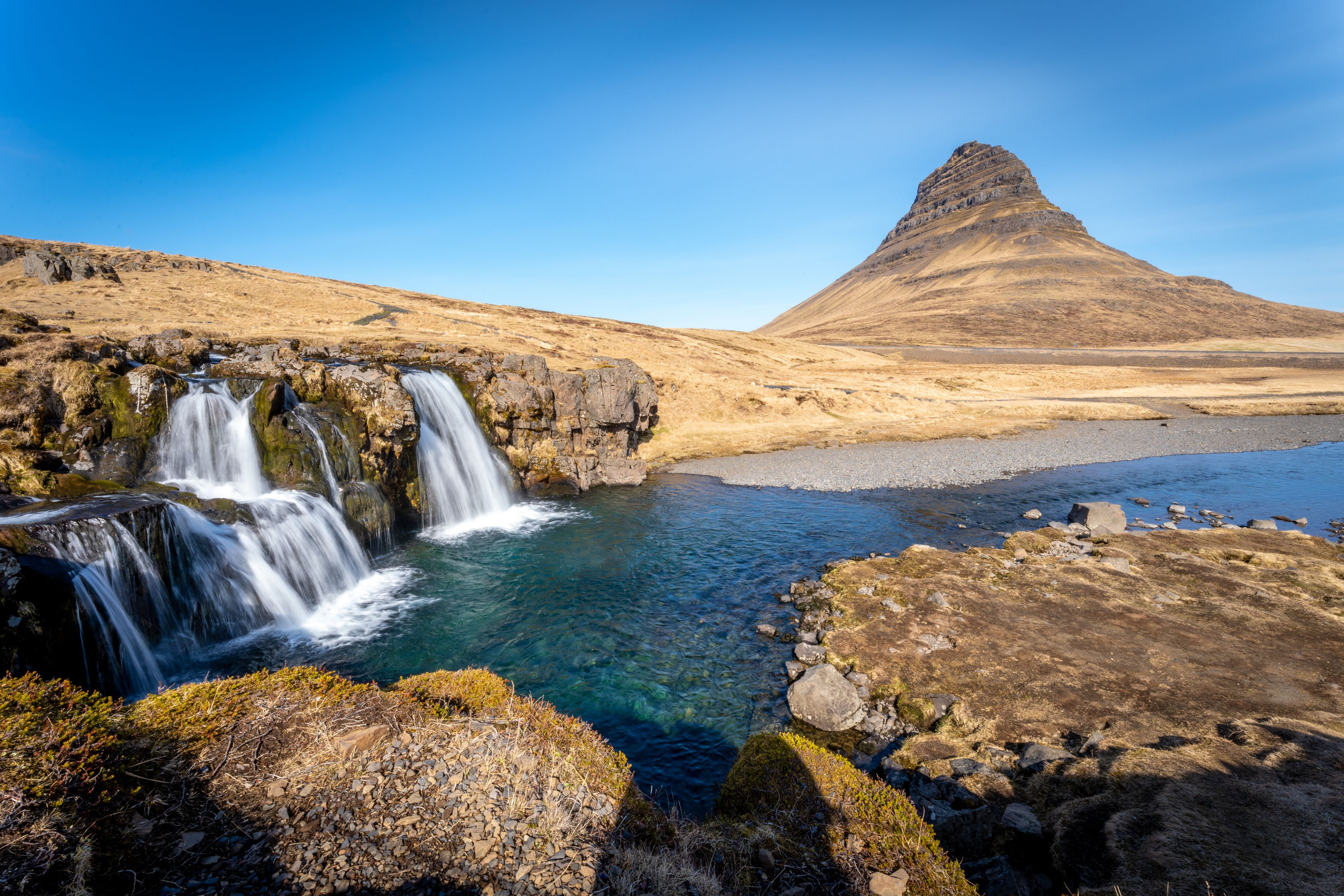 Kirkjufellsfoss Waterfall on sunny day